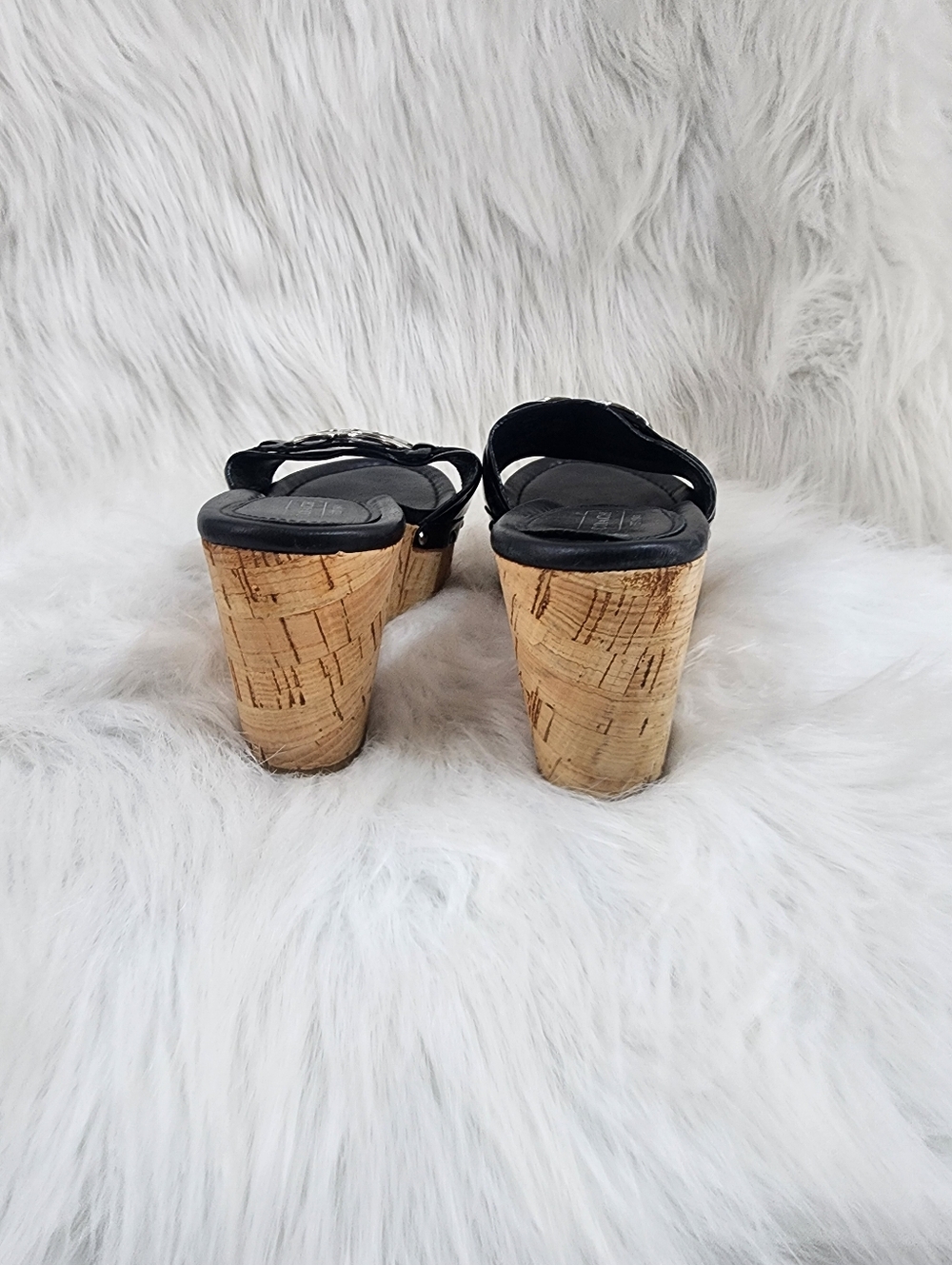 NWOT Coach Slip On Black Patent Leather Cork Wedge Sandals Size 7 - Picture 4 of 10